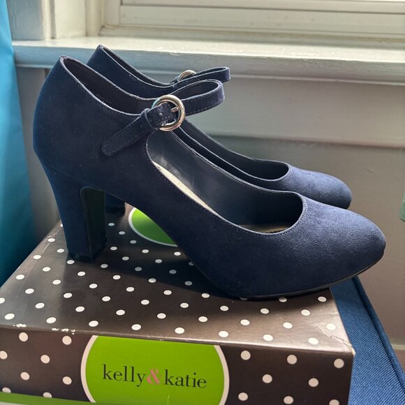 Kelly & Katie Women’s Navy Suede 3” Pump Closed Toe Heels Size 9.5 - Picture 7 of 8